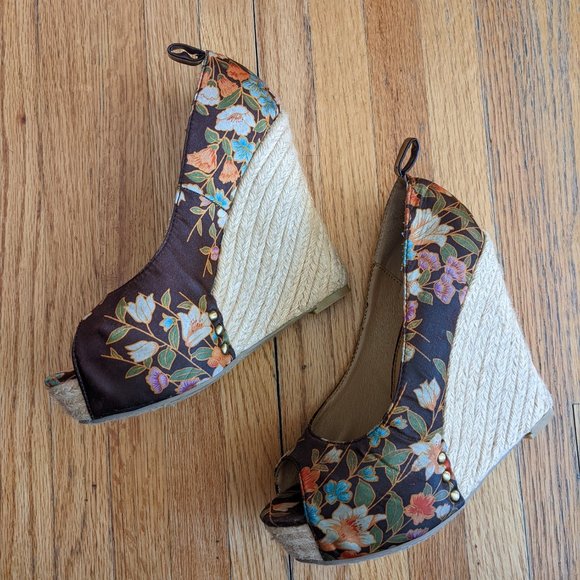 Chinese Laundry Floral Espadrilles - Picture 3 of 8